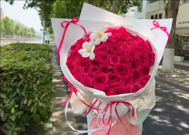 西双版纳勐海县花店